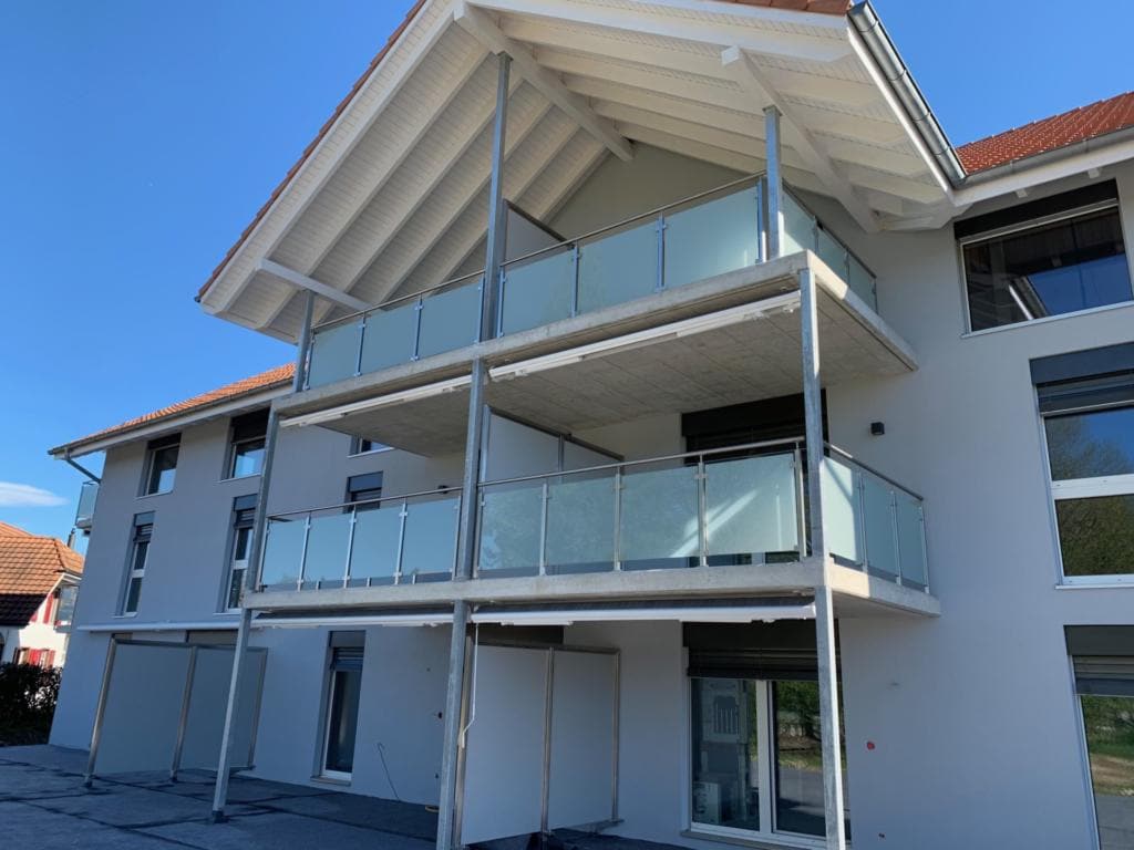 Edelstahl Glasgeländer Metallbau Emmental